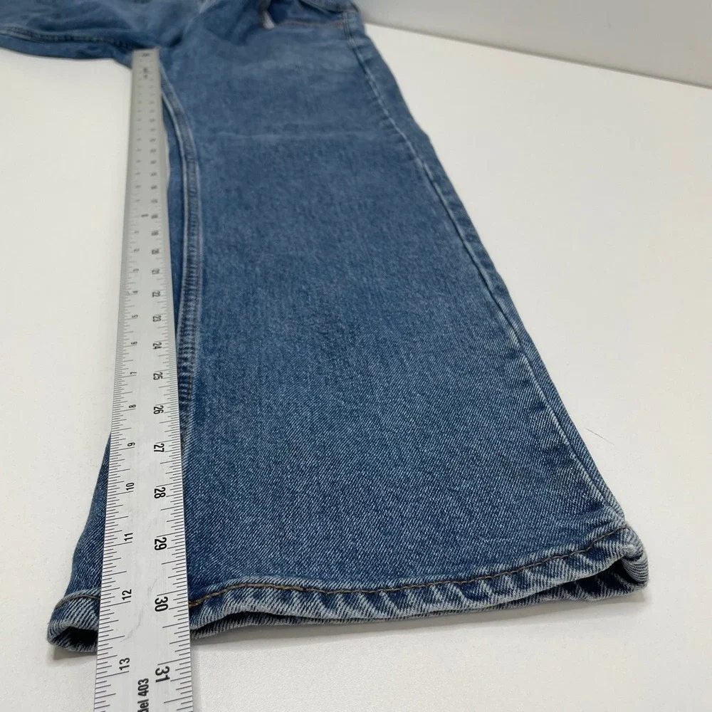 Signature Gold by Levi Strauss Mens Relaxed Fit Medium Wash Jeans W30 L30 Casual